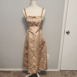 Robbie Bee Gold Spaghetti Strap Midi Dress